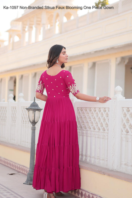 Ka-1097 Non-Branded Stkua Faux Blooming One Piece Gown