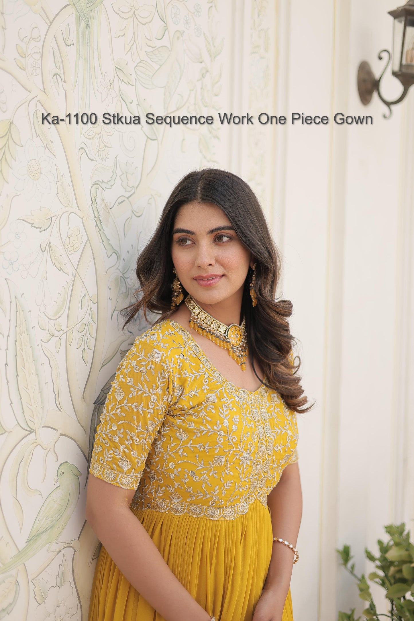 Ka-1100 Stkua Sequence Work One Piece Gown