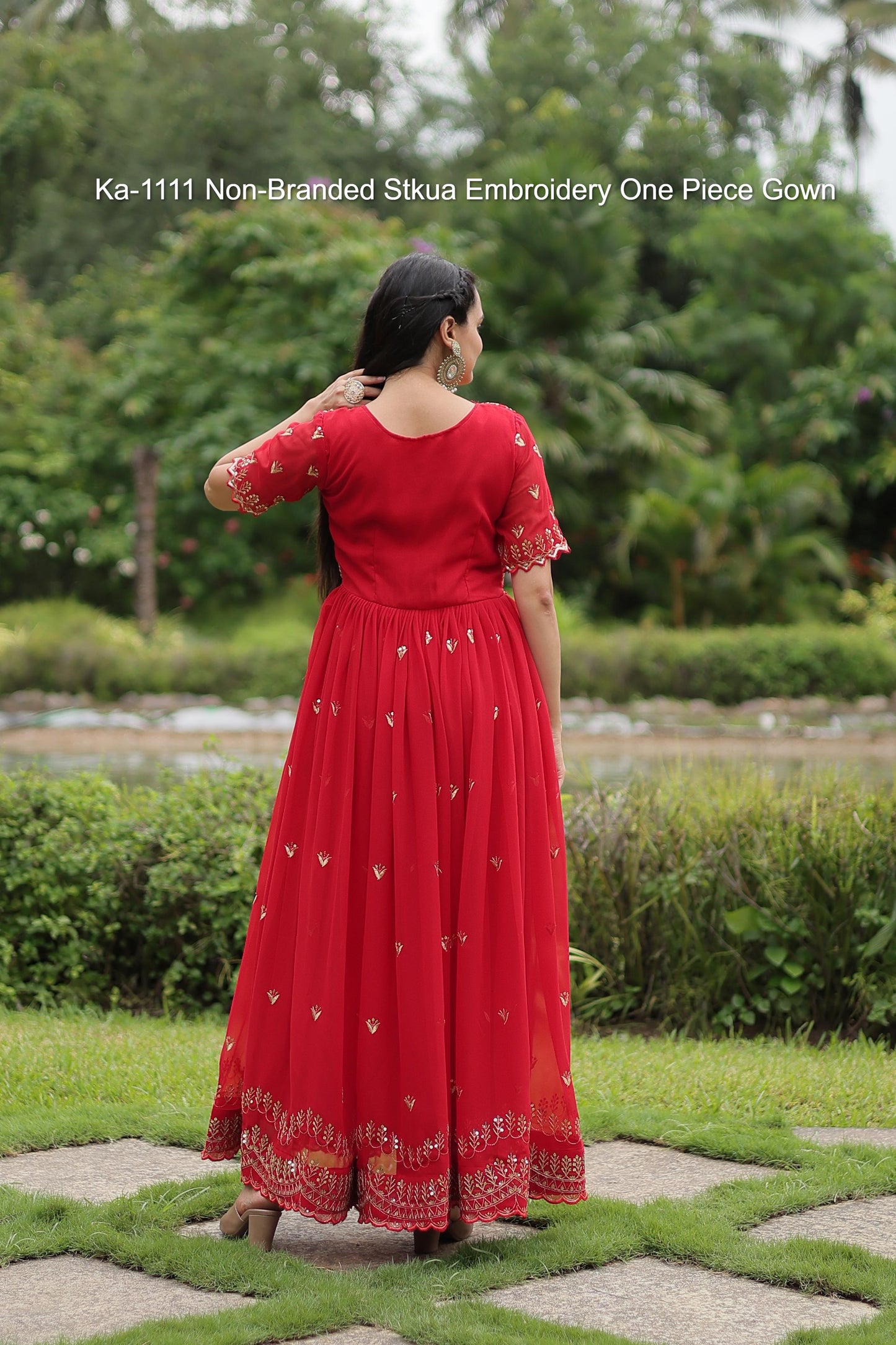 Ka-1111 Non-Branded Stkua Embroidery One Piece Gown