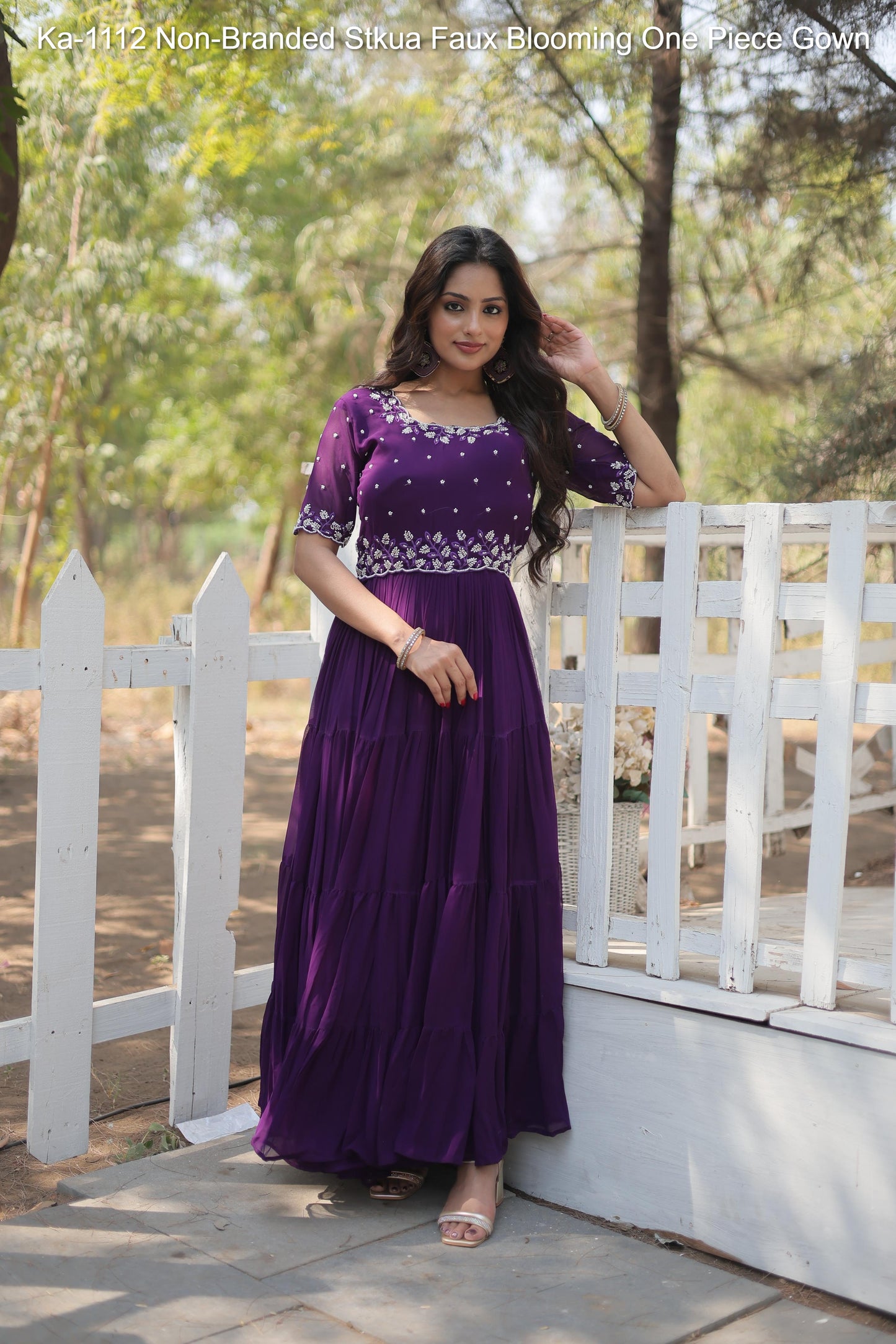 Ka-1112 Non-Branded Stkua Faux Blooming One Piece Gown