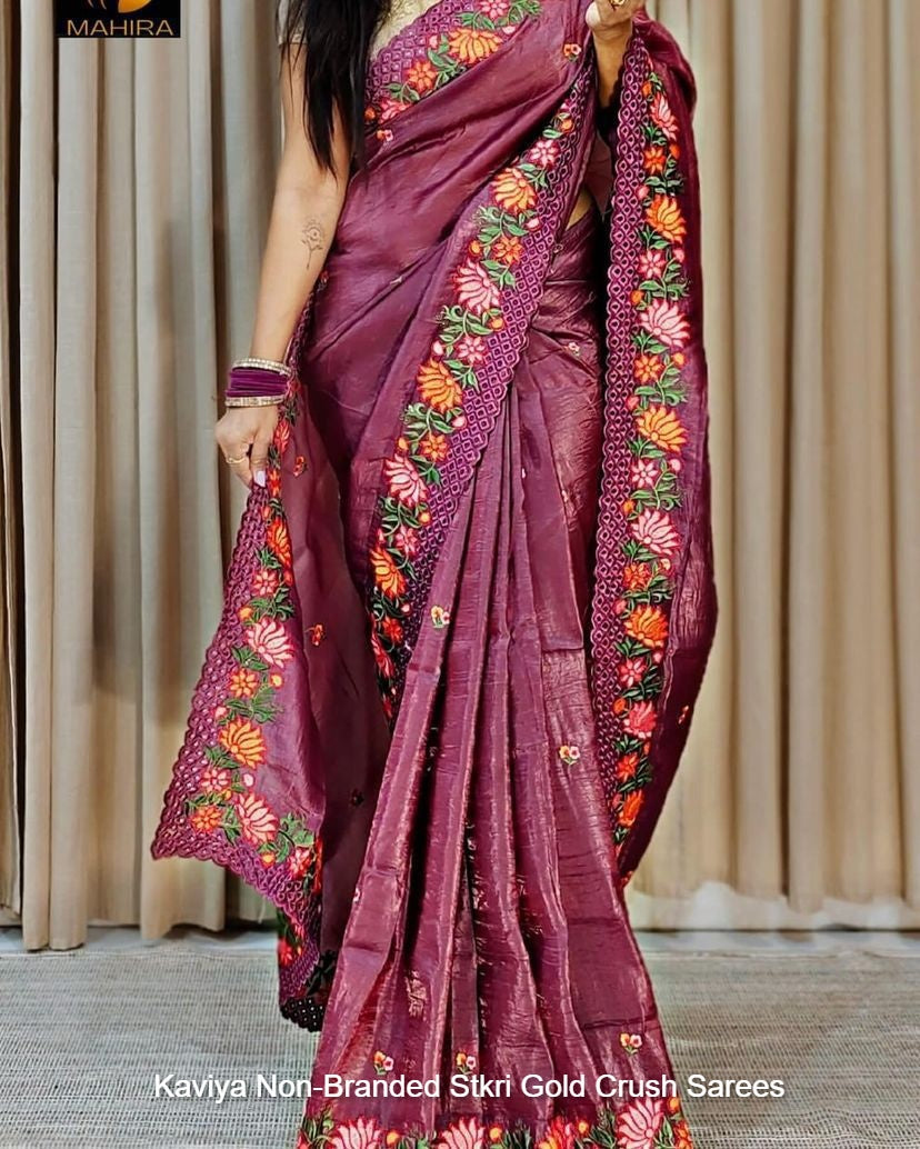 Kaviya Non-Branded Stkri Gold Crush Sarees