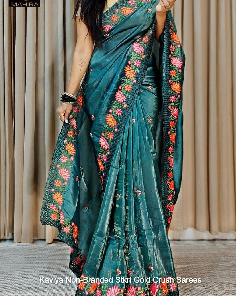 Kaviya Non-Branded Stkri Gold Crush Sarees