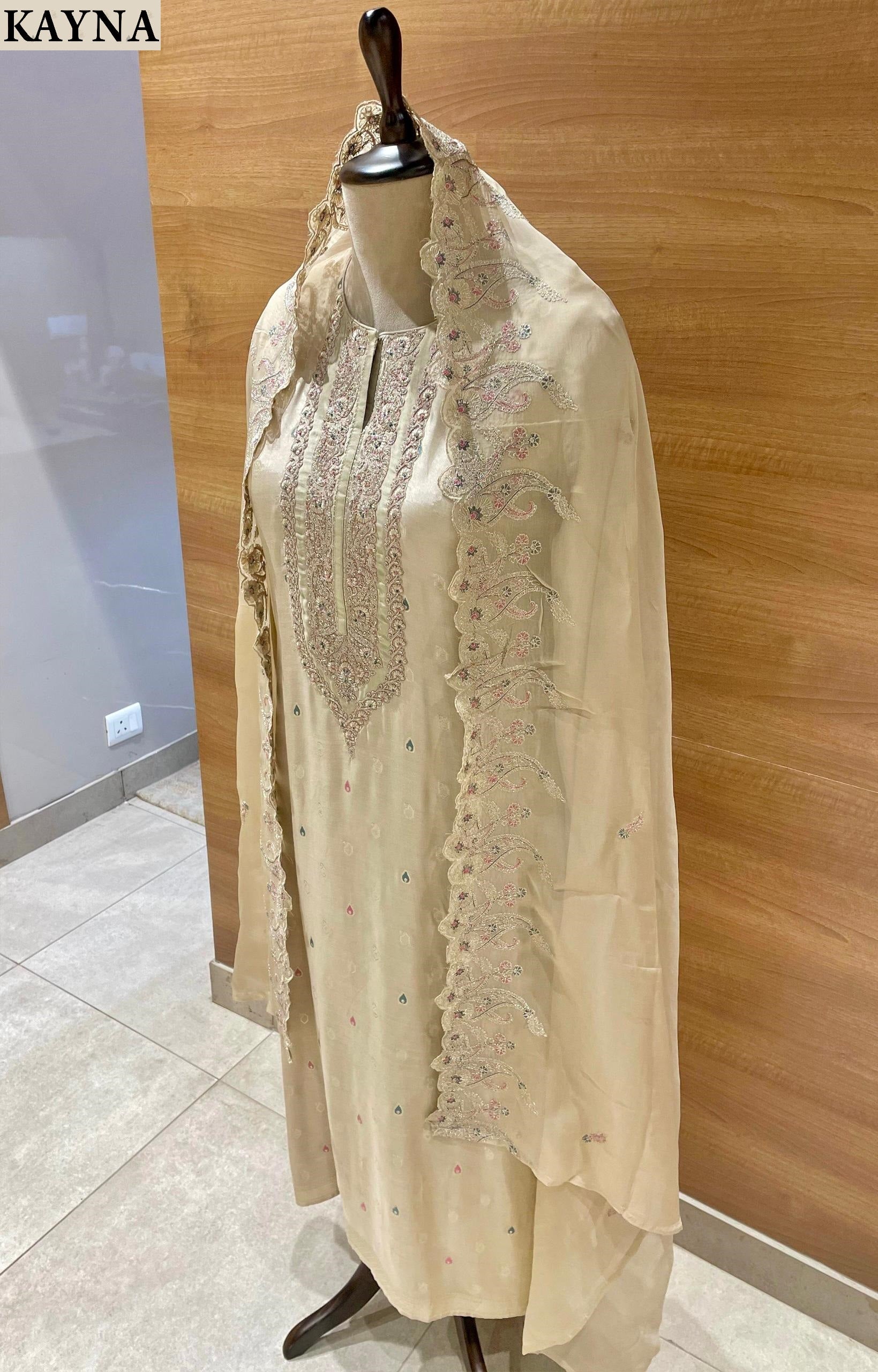 Kayna Naariti Silk Unstitched Suits