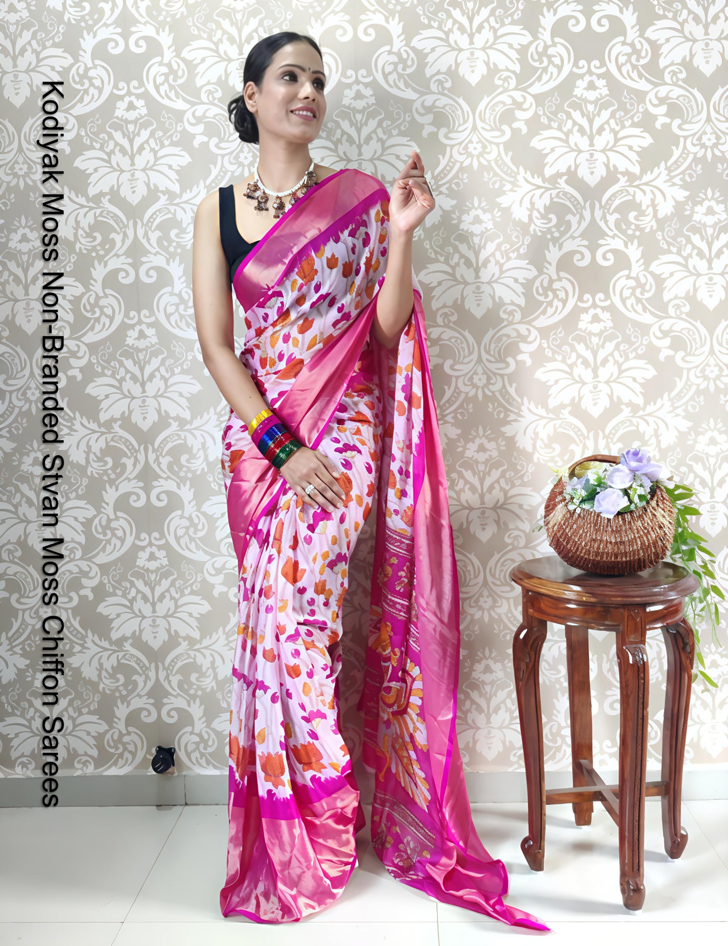 Kodiyak Moss Non-Branded Stvan Moss Chiffon Sarees