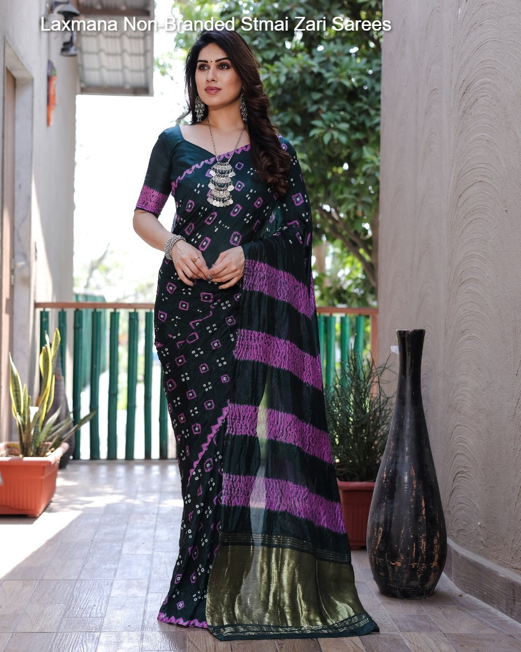 Laxmana Non-Branded Stmai Zari Sarees