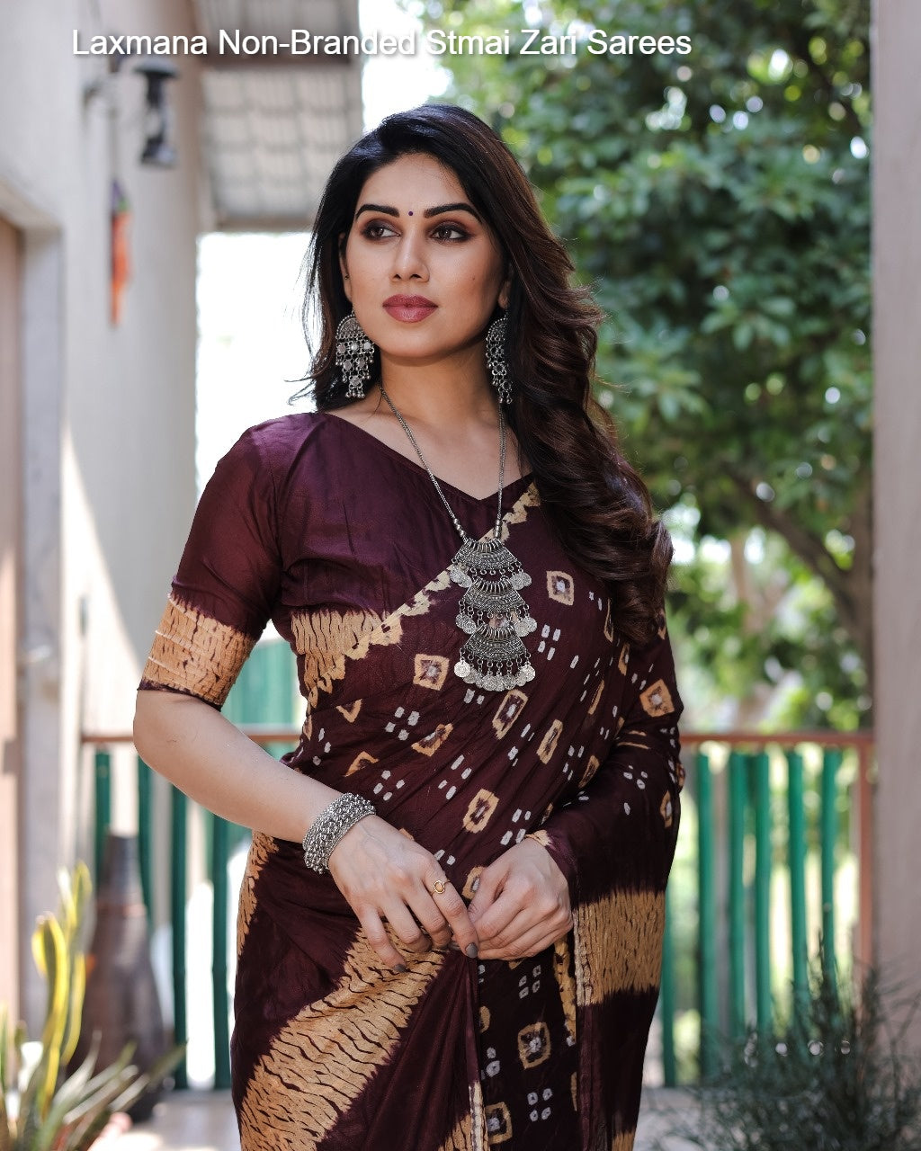 Laxmana Non-Branded Stmai Zari Sarees