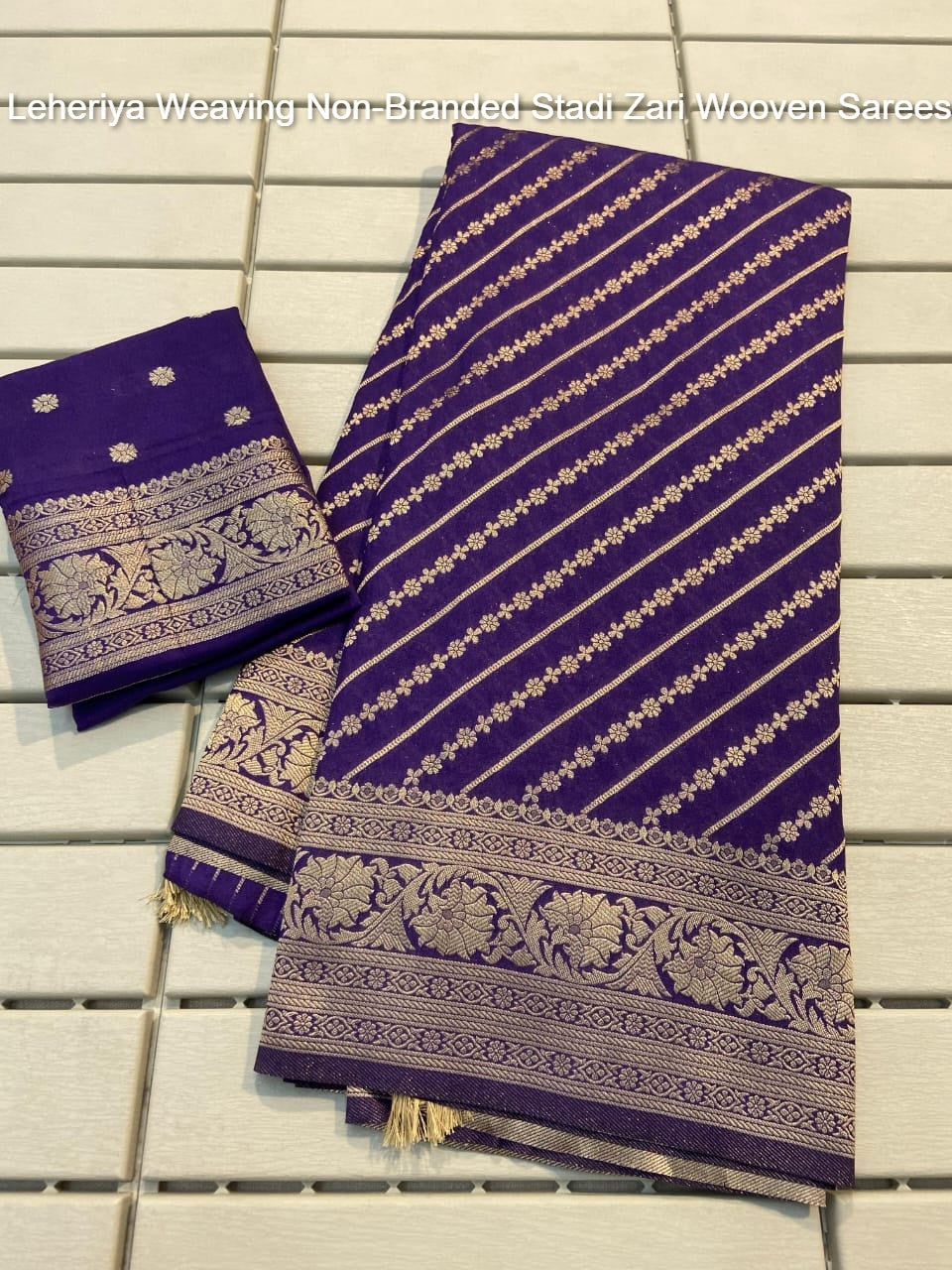 Leheriya Weaving Non-Branded Stadi Zari Wooven Sarees