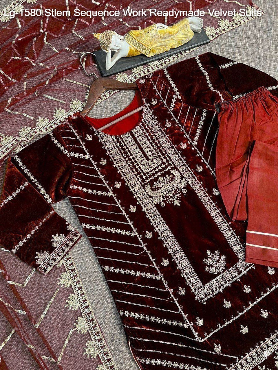 Lg-1580 Stlem Sequence Work Readymade Velvet Suits
