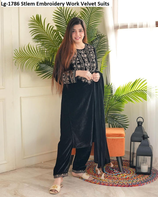Lg-1786 Stlem Embroidery Work Velvet Suits