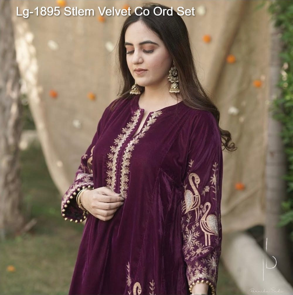 Lg-1895 Stlem Velvet Co Ord Set