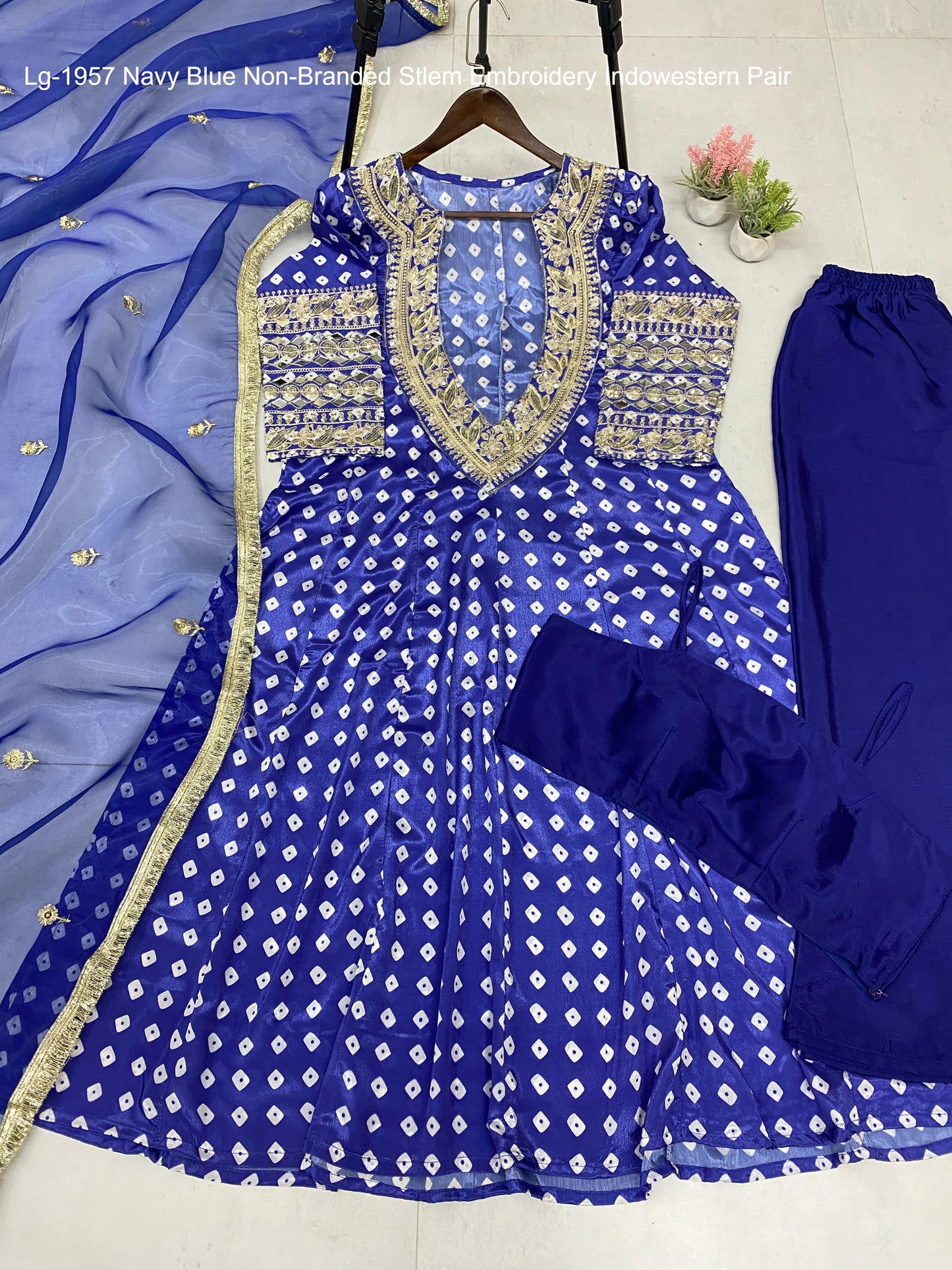 Lg-1957 Navy Blue Non-Branded Stlem Embroidery Indowestern Pair