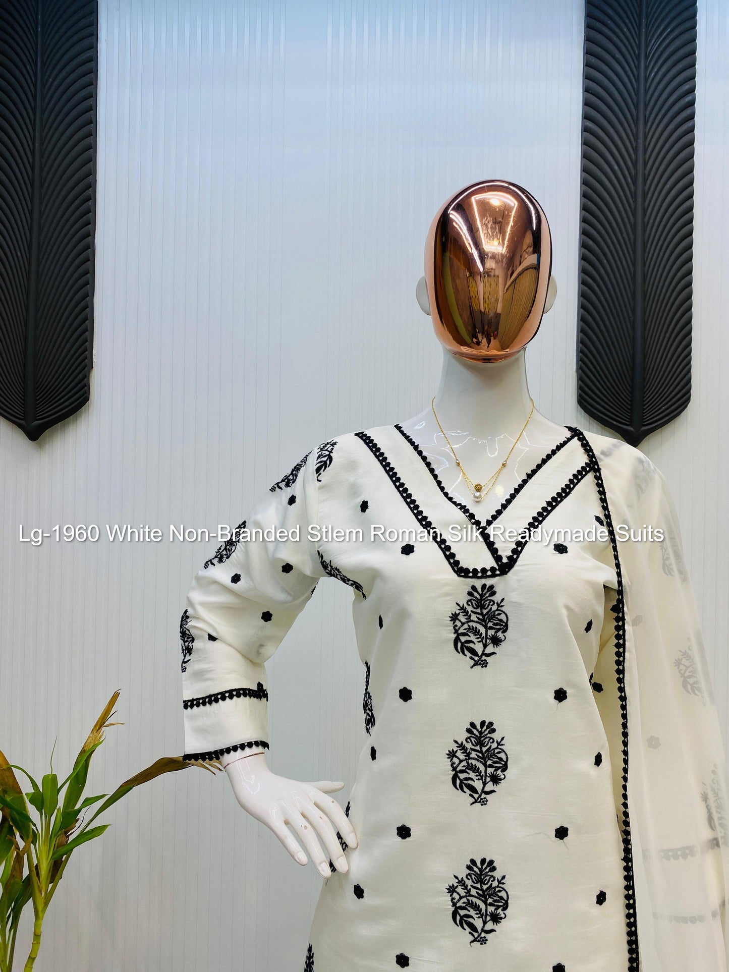 Lg-1960 White Non-Branded Stlem Roman Silk Readymade Suits