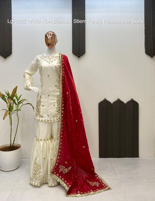 Lg-1985 White Non-Branded Stlem Fendy Readymade Suits