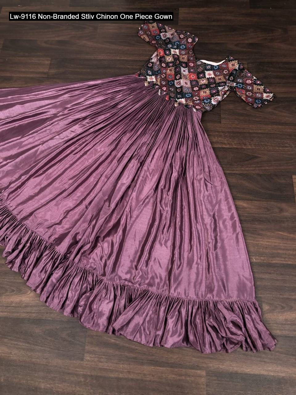 Lw-9116 Non-Branded Stliv Chinon One Piece Gown