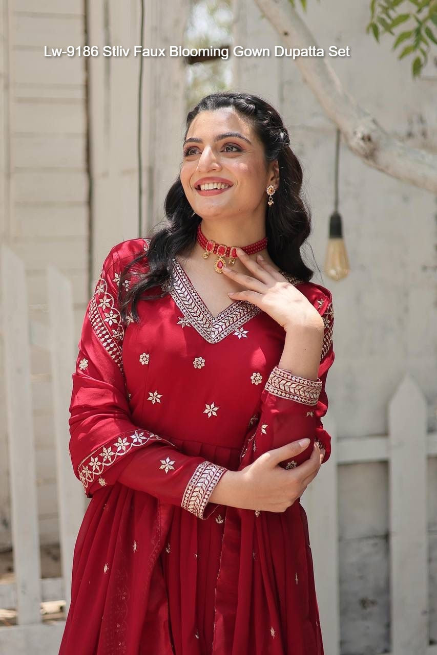 Lw-9186 Stliv Faux Blooming Gown Dupatta Set