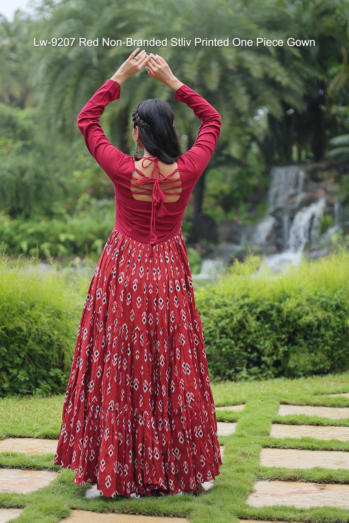 Lw-9207 Red Non-Branded Stliv Printed One Piece Gown