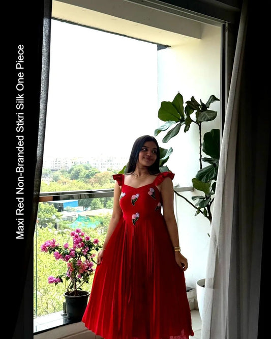 Maxi Red Non-Branded Stkri Silk One Piece