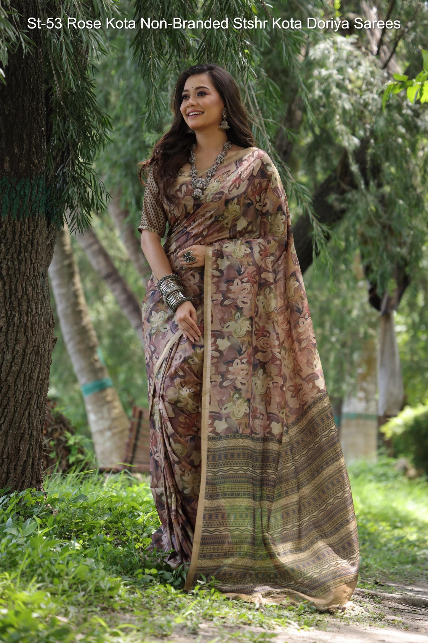 Monika Pan Non-Branded Stwea Tussar Silk Sarees
