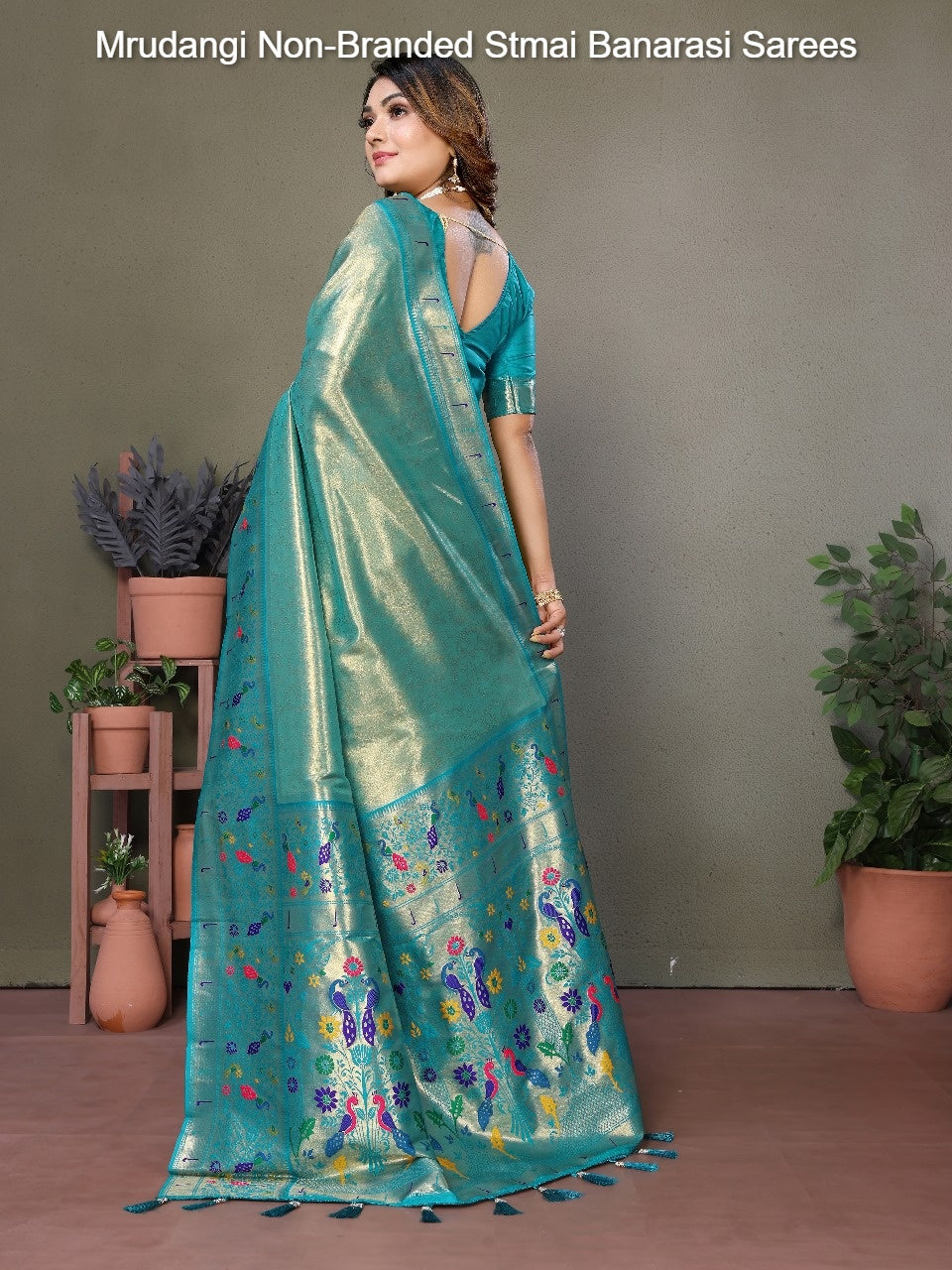 Mrudangi Non-Branded Stmai Banarasi Sarees