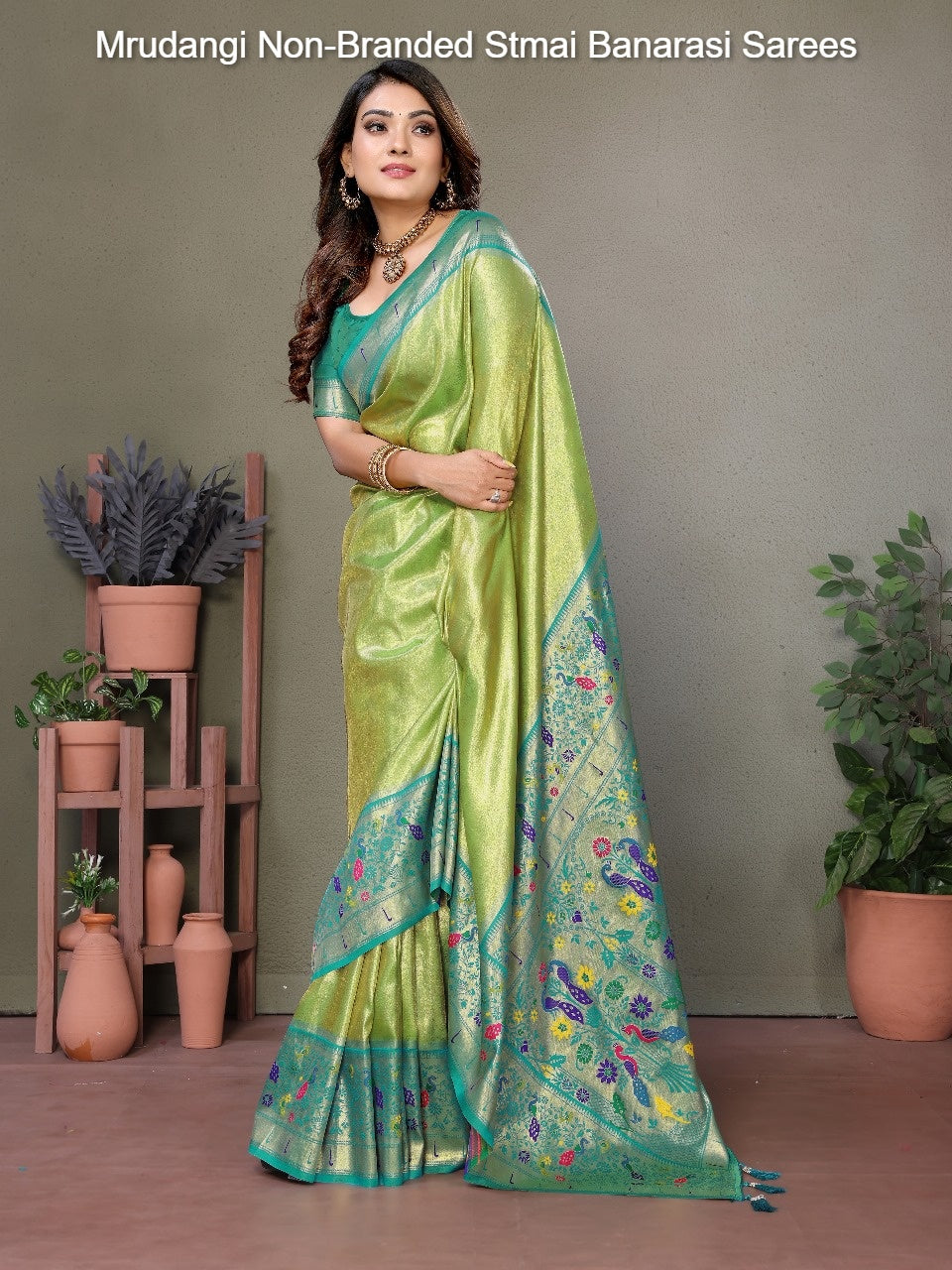 Mrudangi Non-Branded Stmai Banarasi Sarees