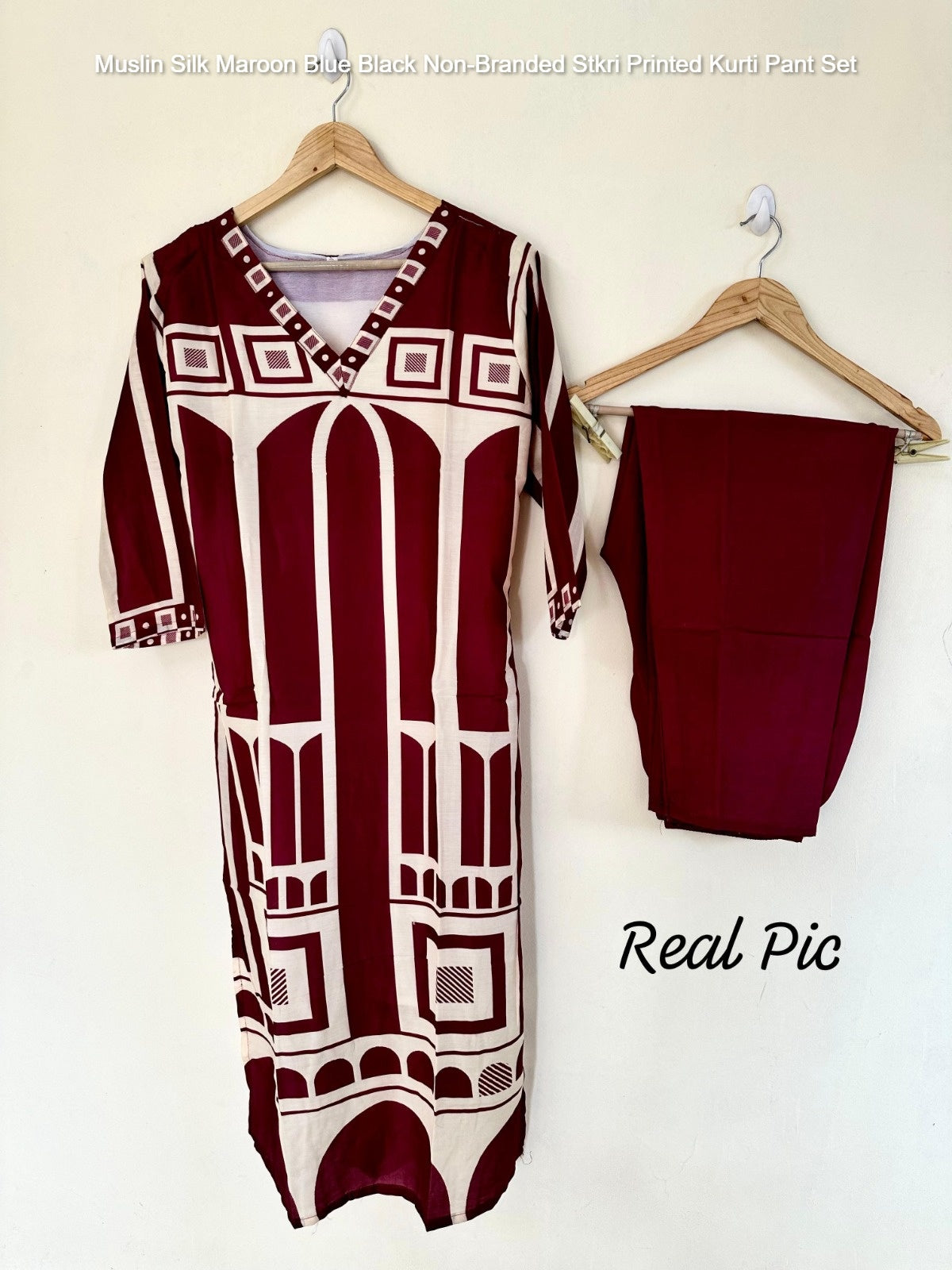 Muslin Silk Maroon Blue Black Non-Branded Stkri Printed Kurti Pant Set