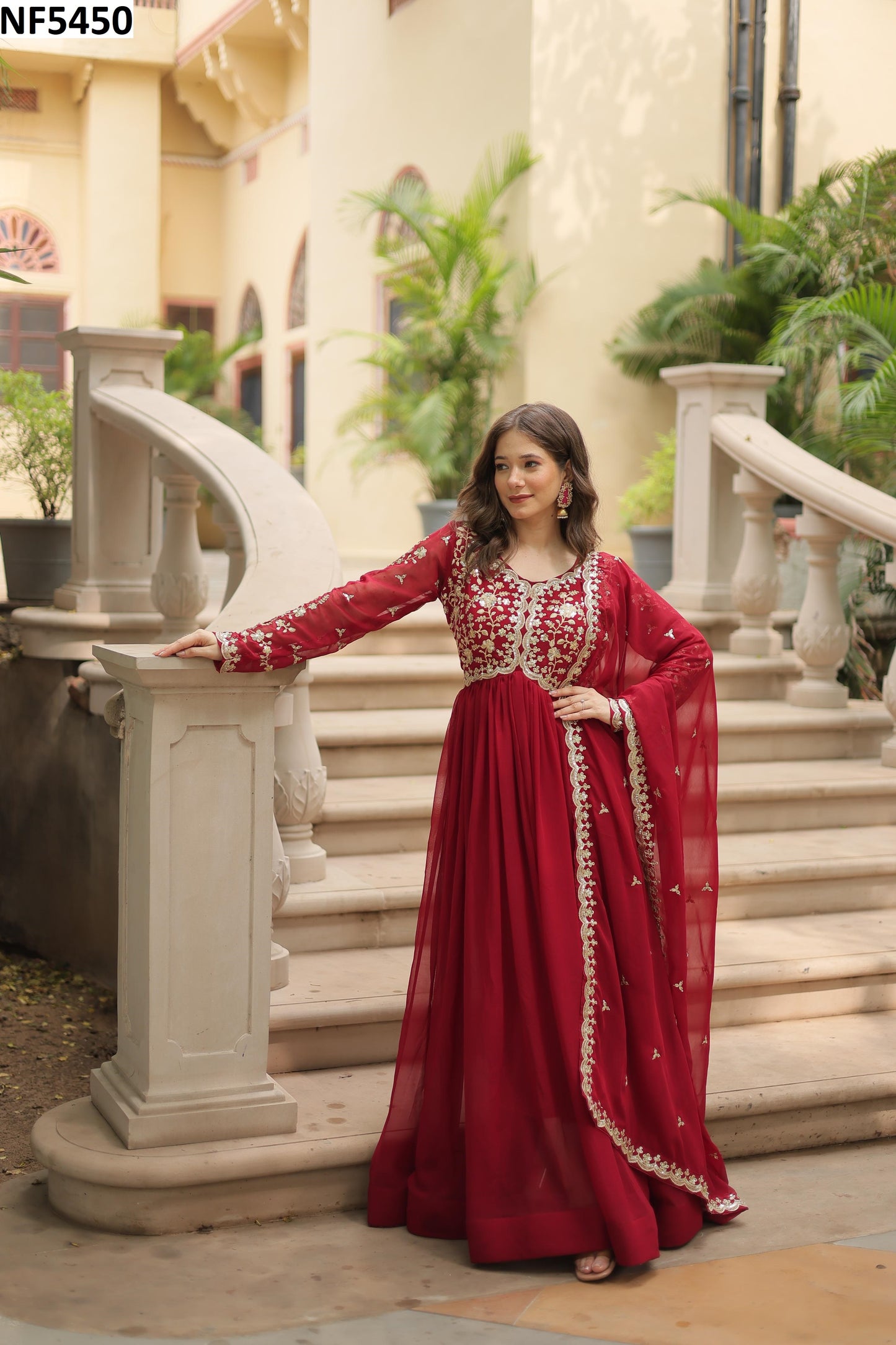 Nf5450 Vmk. Blooming Gown Dupatta Set