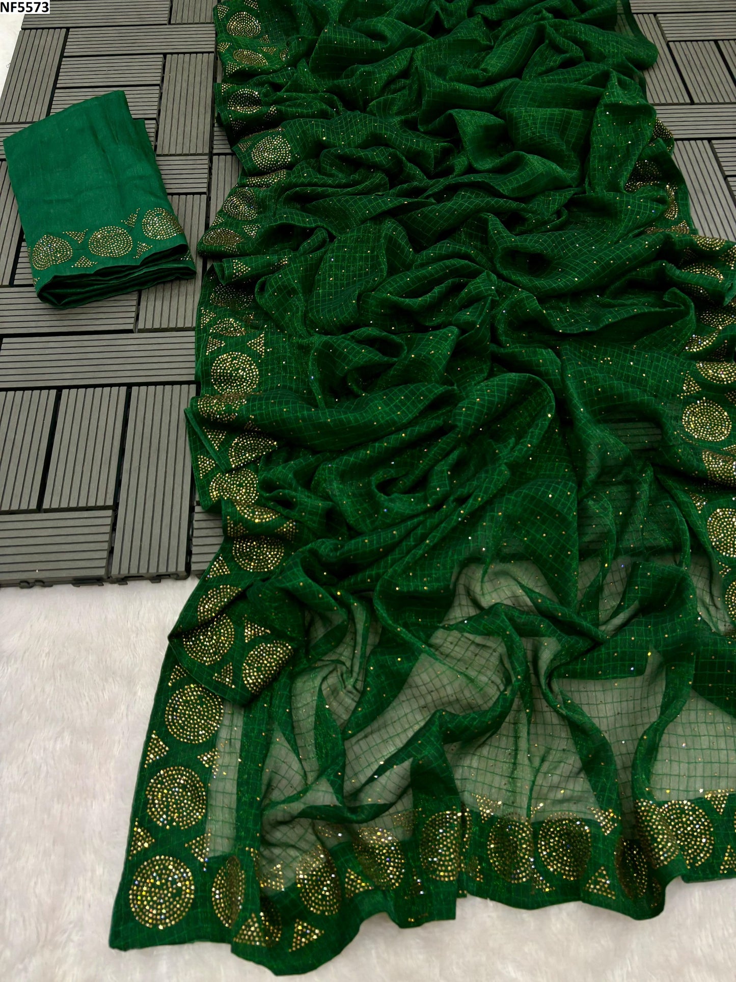 Nf5573 Chex Vmk. Sarees