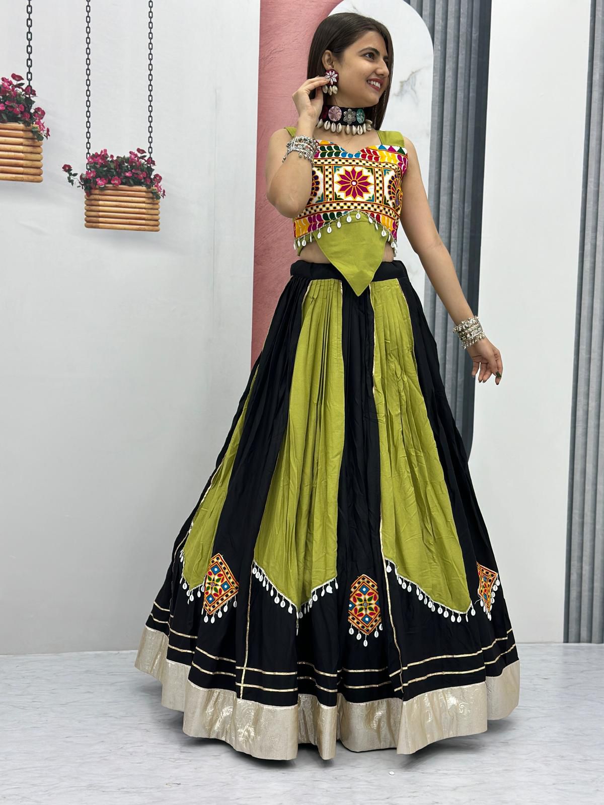 Nf5629 Vmk. Chaniya Choli