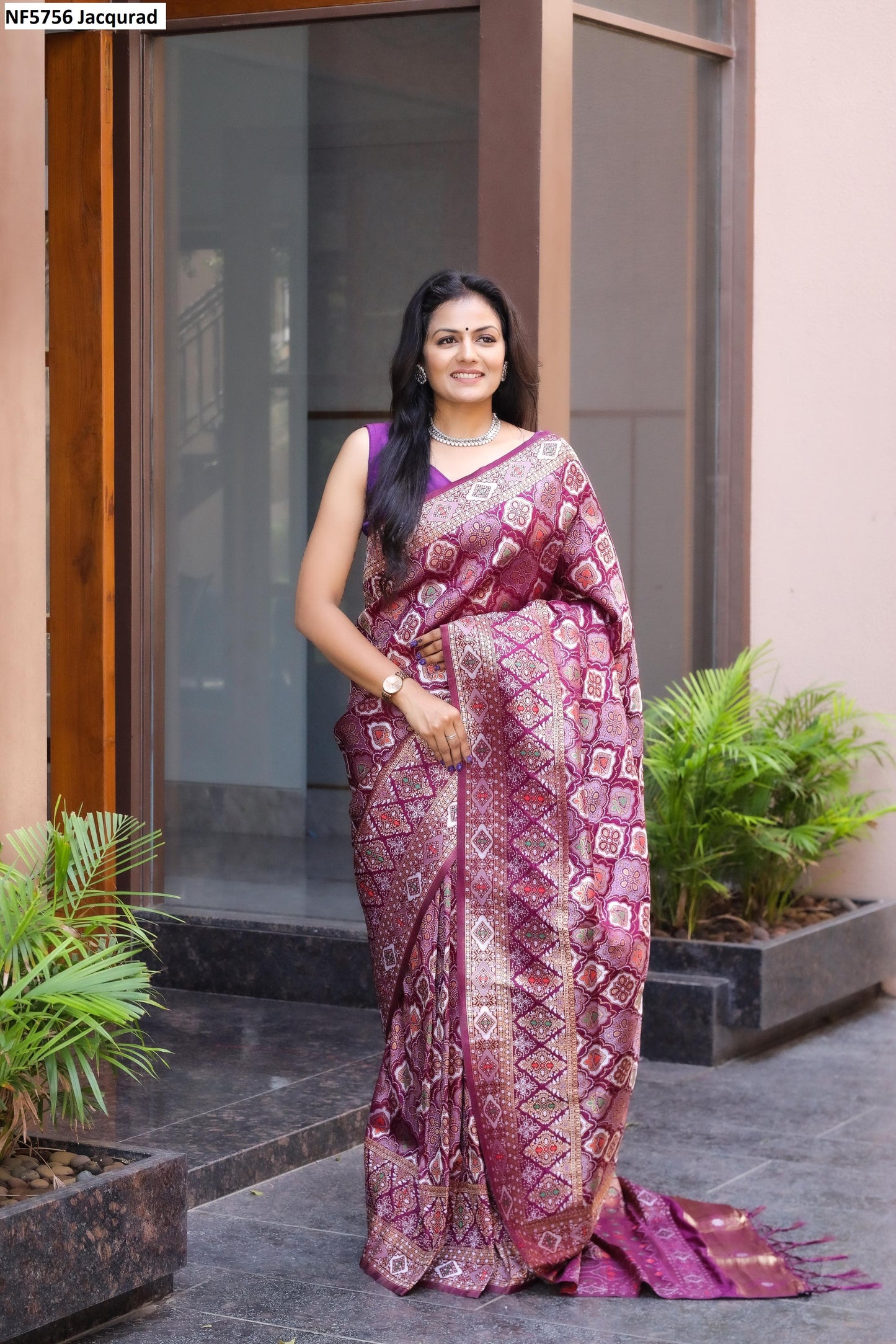 Nf5756 Jacqurad Work Vmk. Sarees