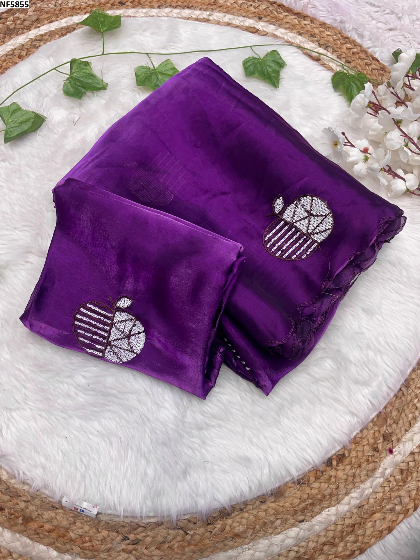 Nf5855 Vmk. Jimmy Choo Sarees