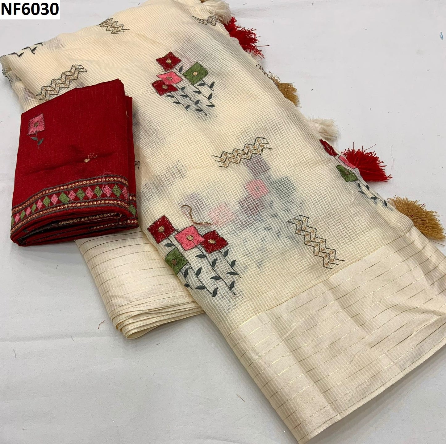 Nf6030 Vmk. Off White Sarees