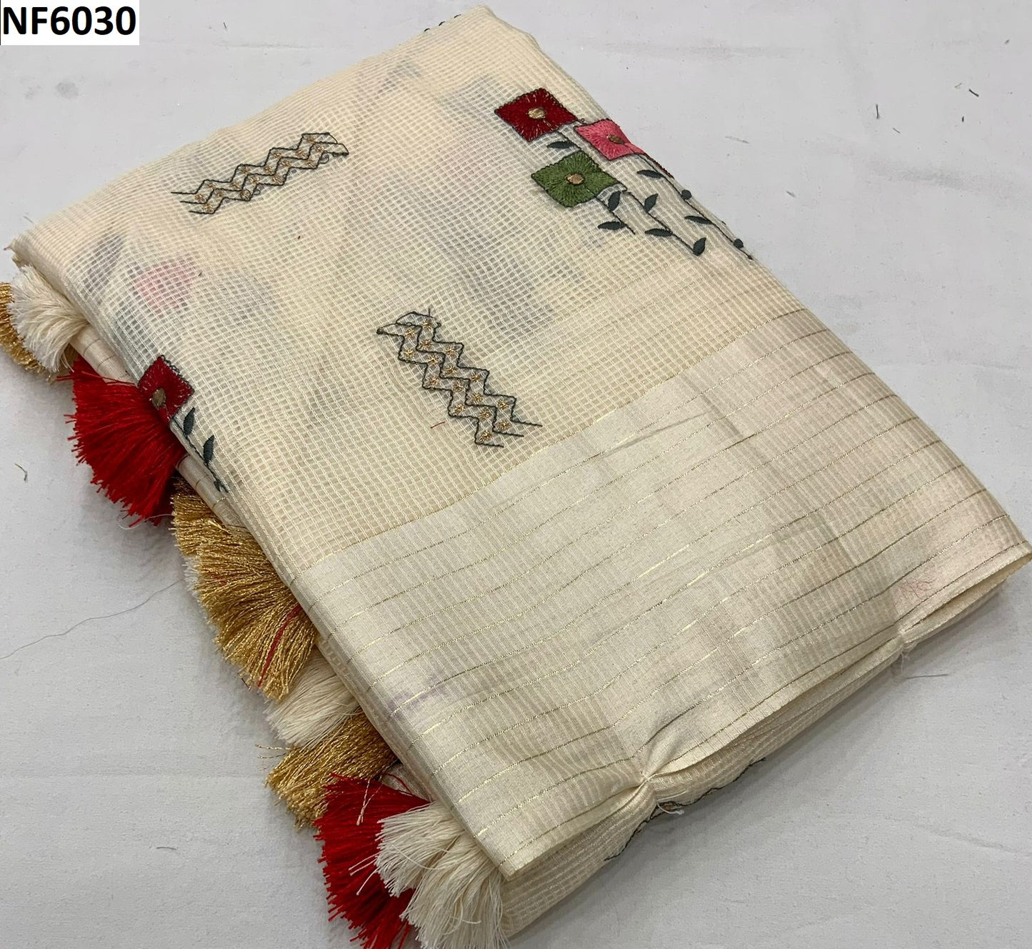 Nf6030 Vmk. Off White Sarees