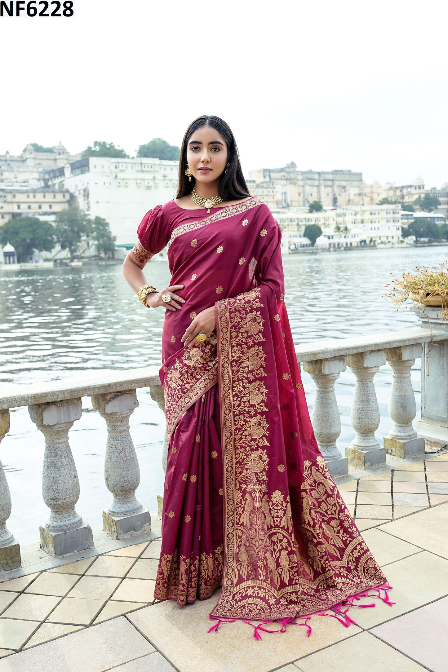 Nf6228 Vmk. Weaving Sarees