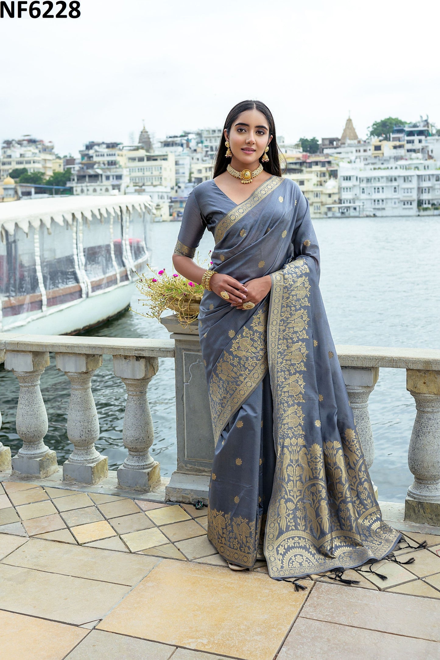 Nf6228 Vmk. Weaving Sarees