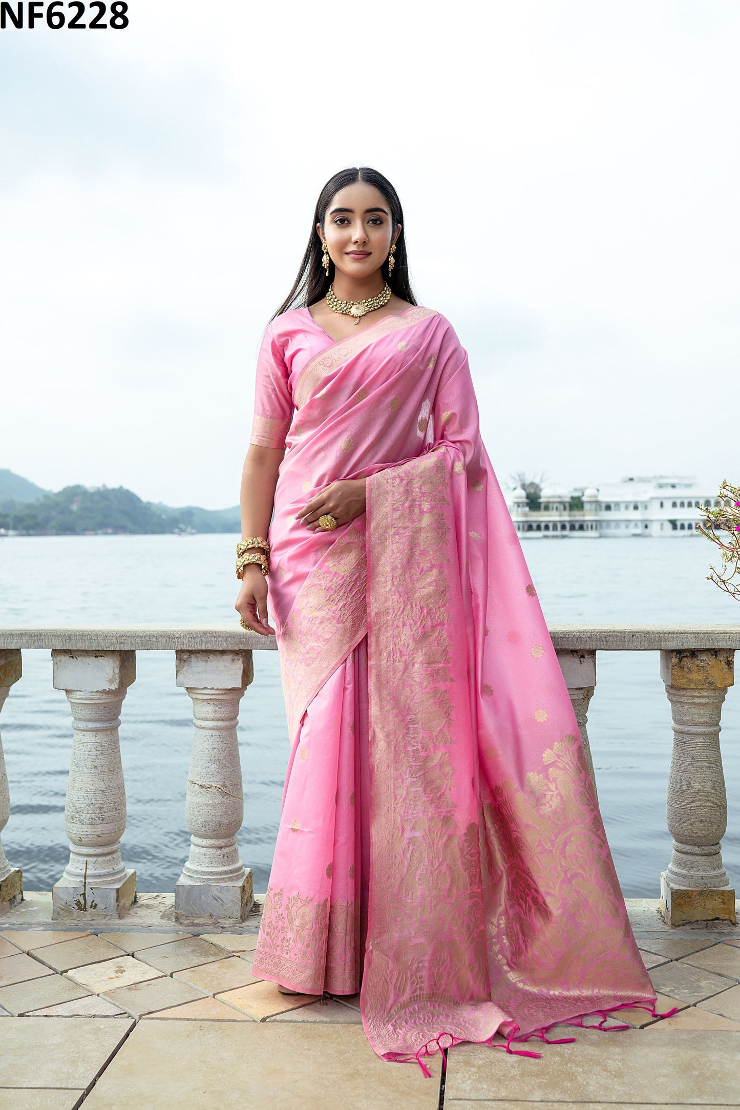 Nf6228 Vmk. Weaving Sarees