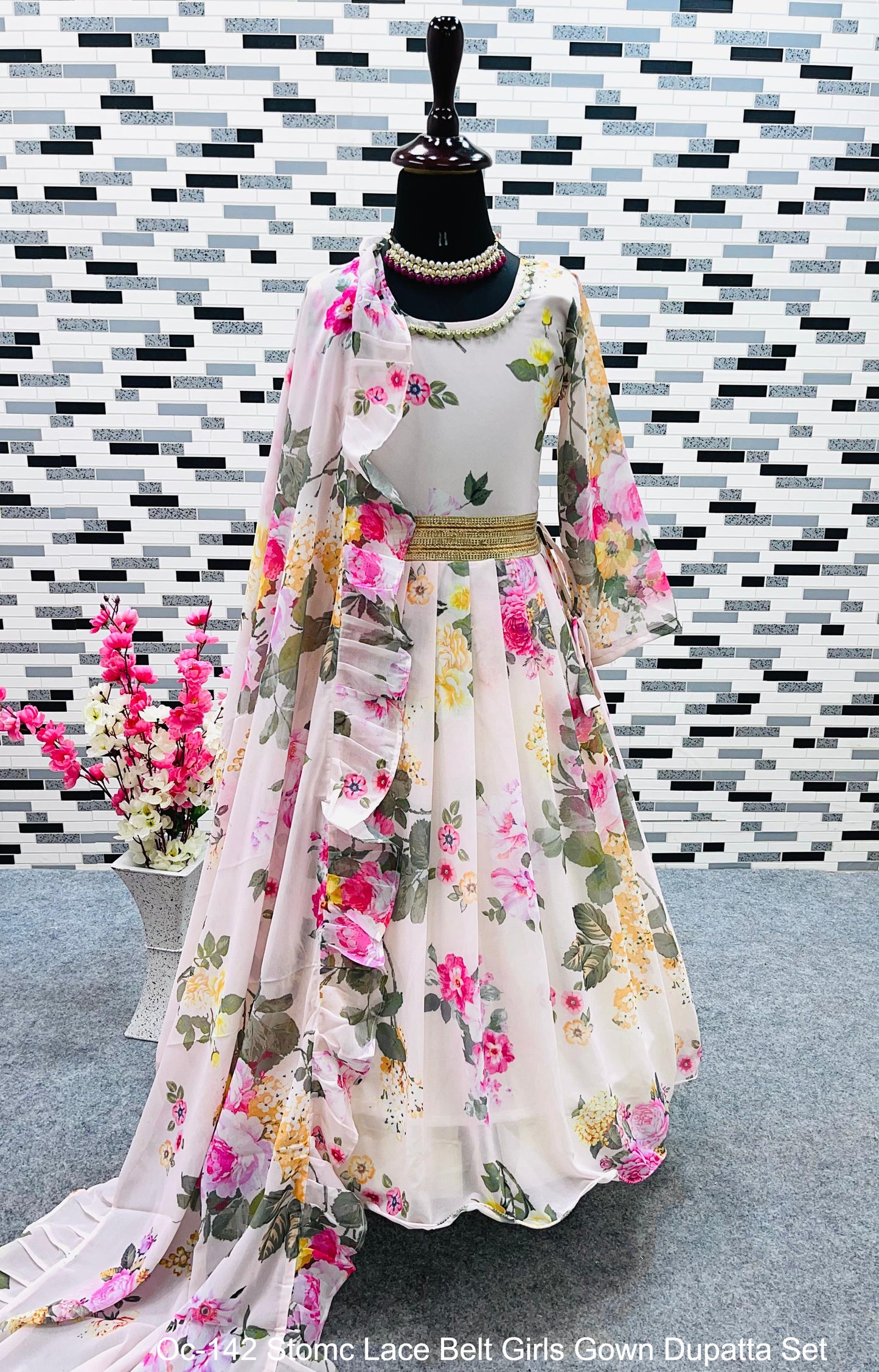 Oc-142 Stomc Lace Belt Girls Gown Dupatta Set