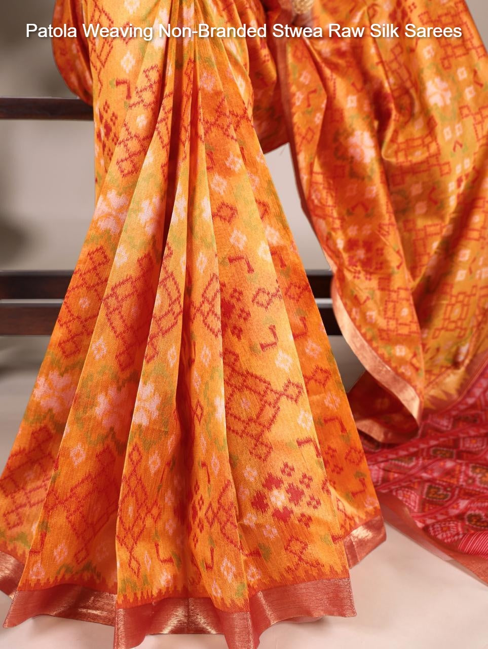Patola Weaving Non-Branded Stwea Raw Silk Sarees