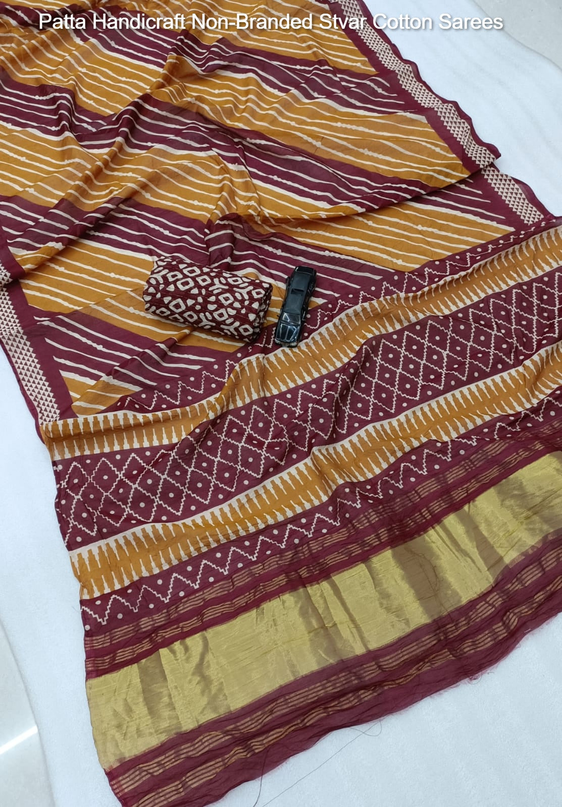Patta Handicraft Non-Branded Stvar Cotton Sarees