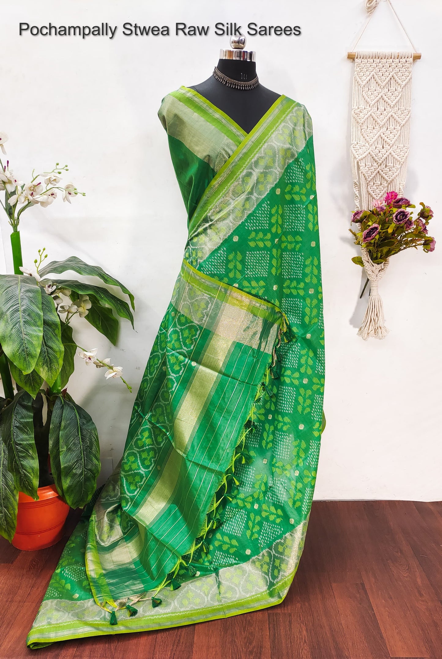 Pochampally Non-Branded Stwea Raw Silk Sarees