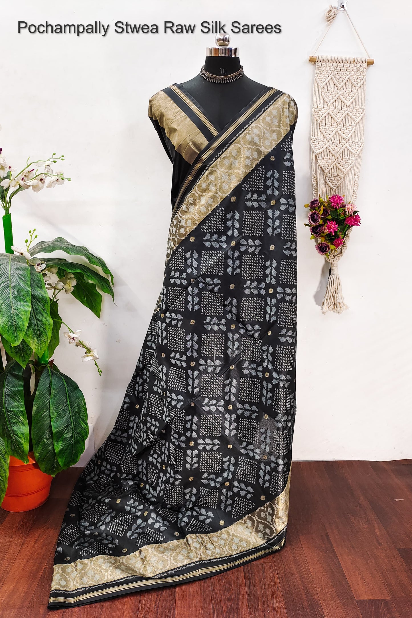 Pochampally Non-Branded Stwea Raw Silk Sarees