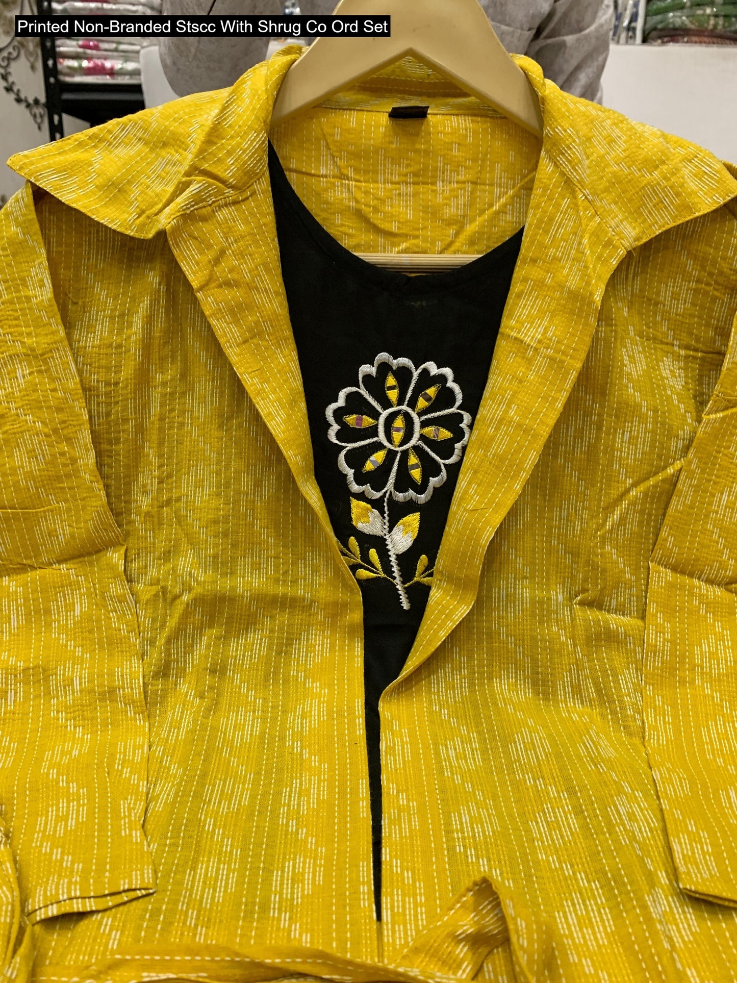 Printed Non-Branded Stscc With Shrug Co Ord Set