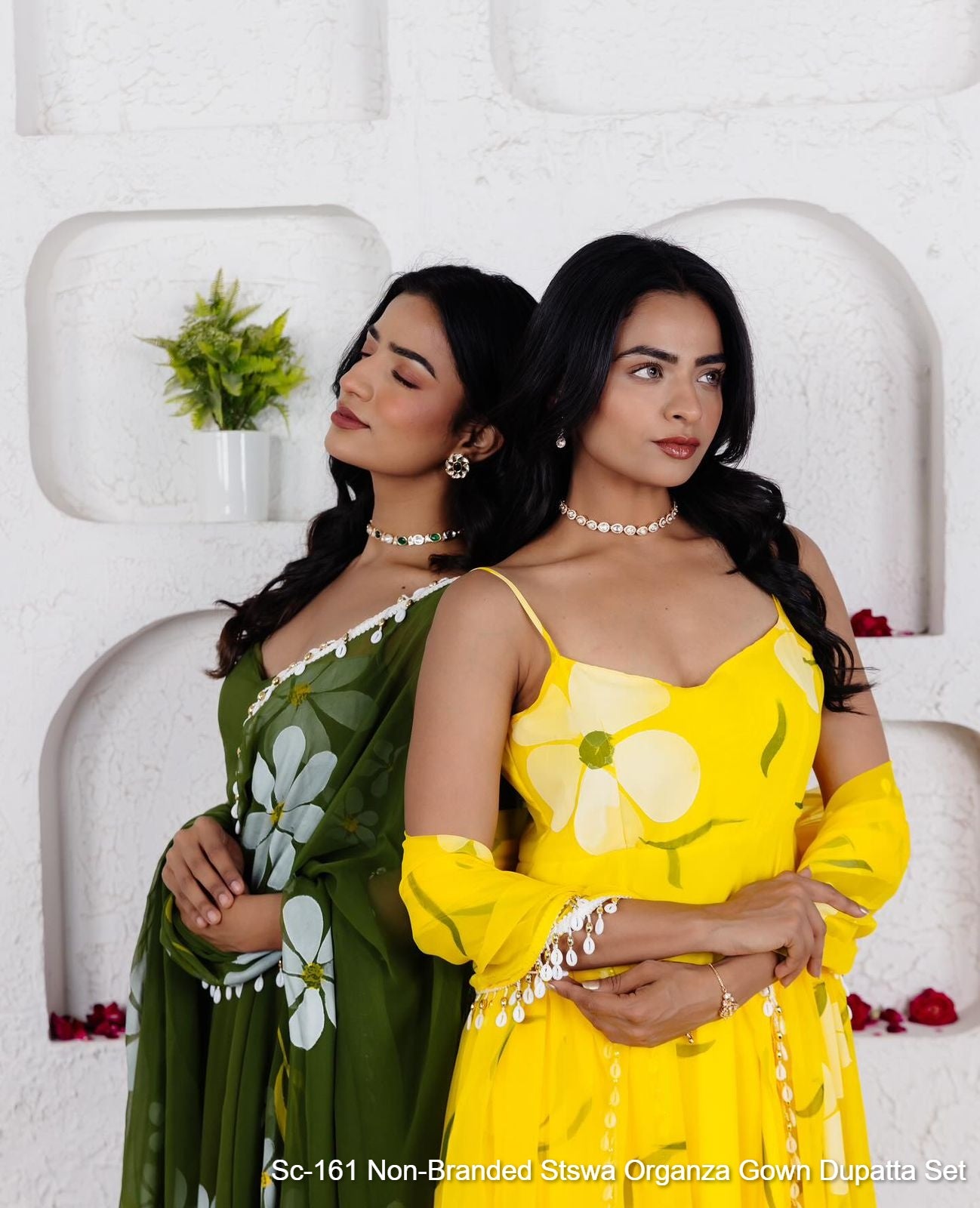 Sc-161 Non-Branded Stswa Organza Gown Dupatta Set