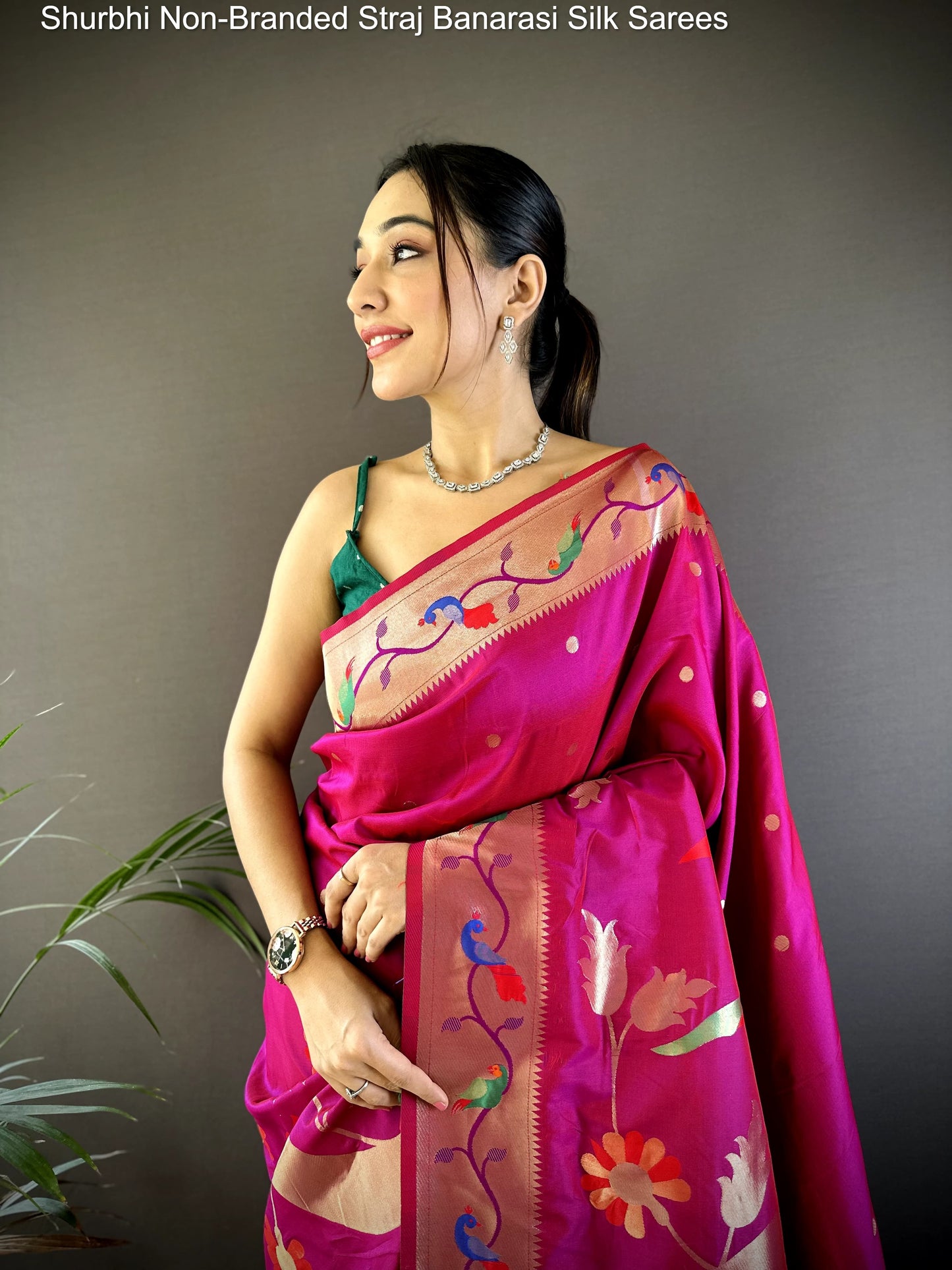 Shurbhi Non-Branded Straj Banarasi Silk Sarees