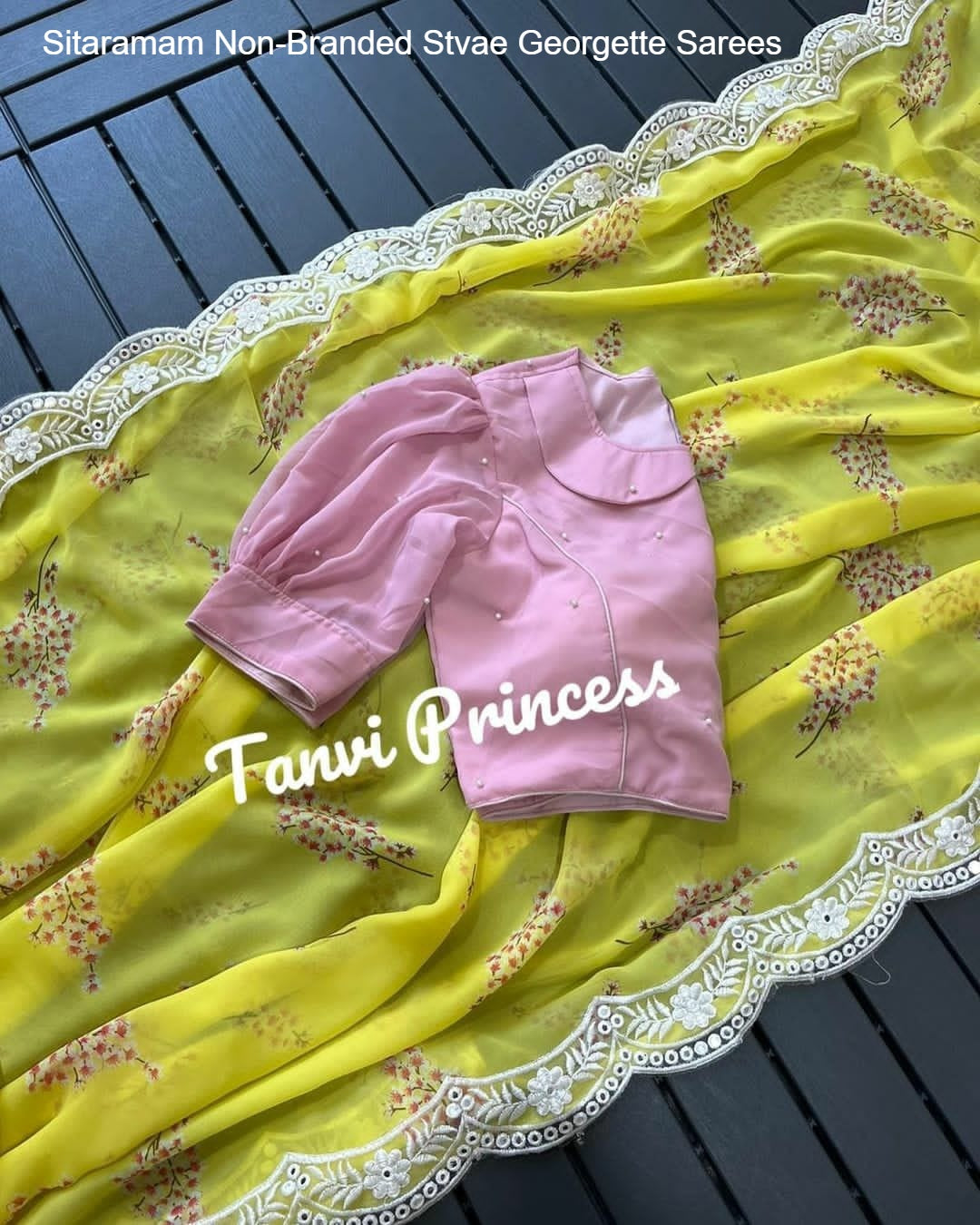 Sitaramam Non-Branded Stvae Georgette Sarees