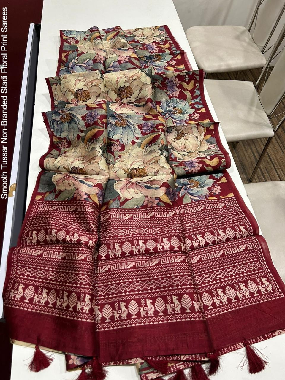 Smooth Tussar Non-Branded Stadi Floral Print Sarees