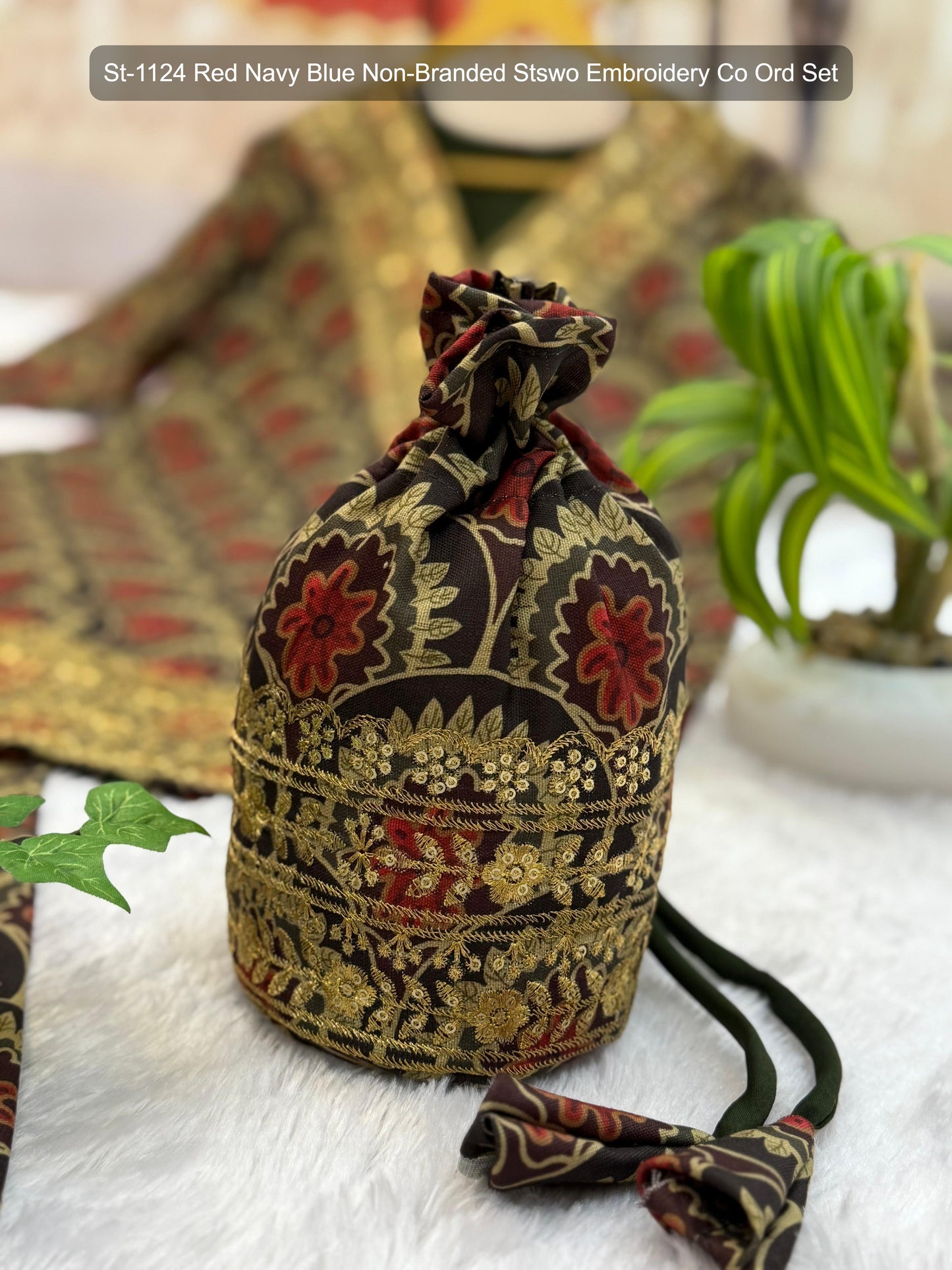 St-1124 Red Navy Blue Non-Branded Stswo Embroidery Co Ord Set