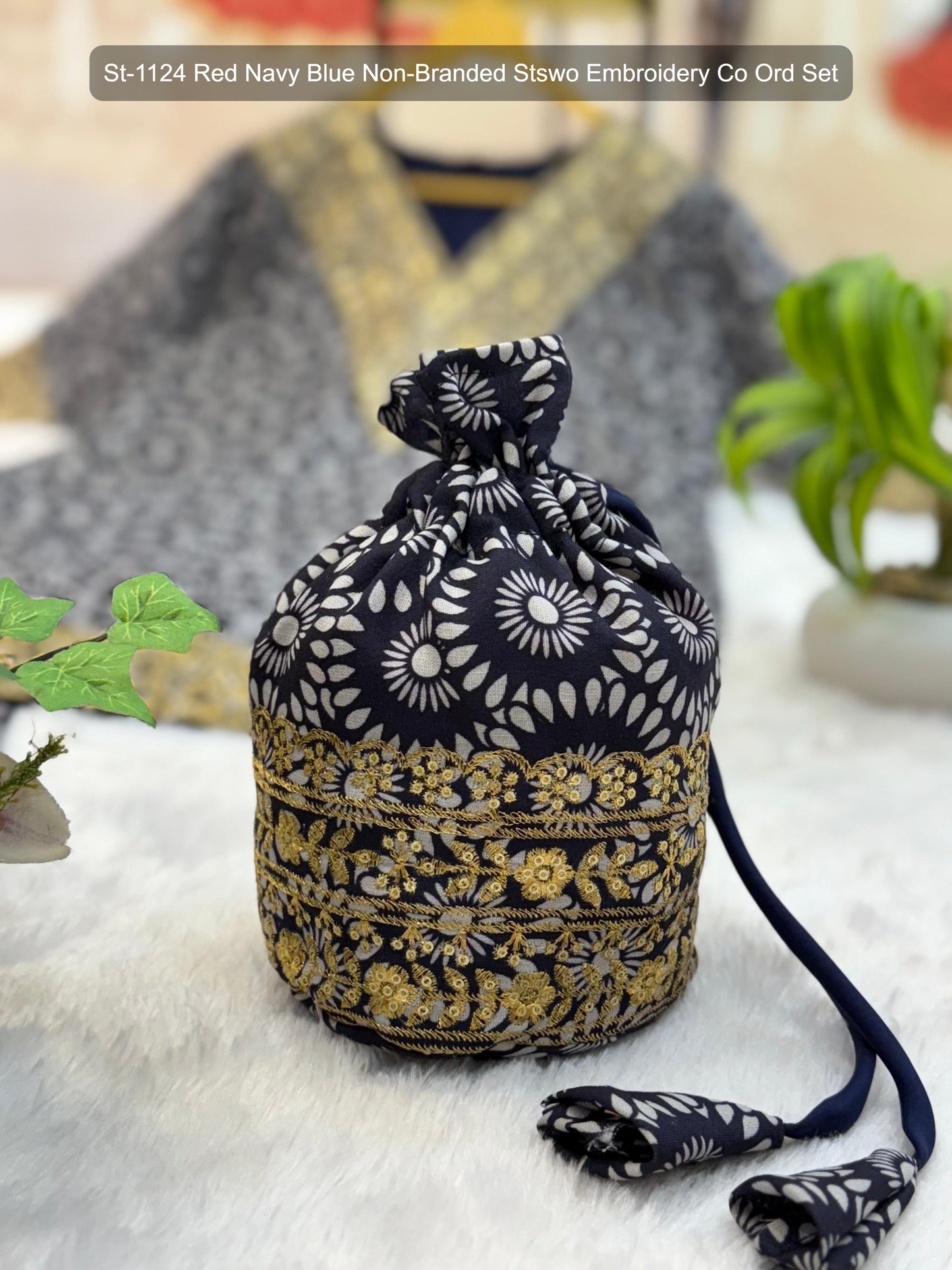 St-1124 Red Navy Blue Non-Branded Stswo Embroidery Co Ord Set