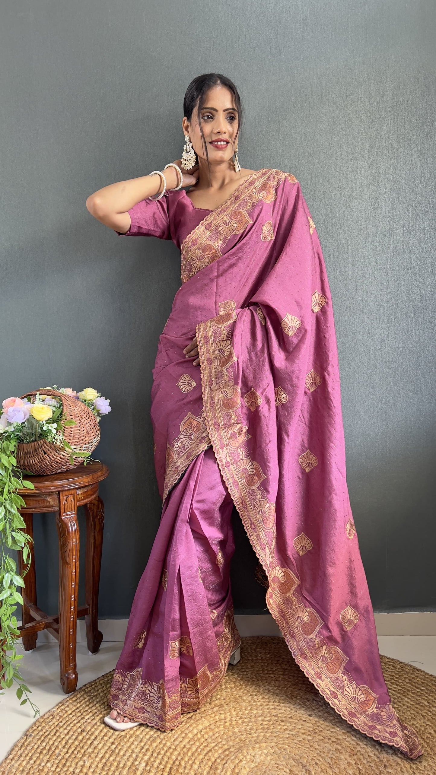 St-122 Stshr Vichitra Silk Sarees