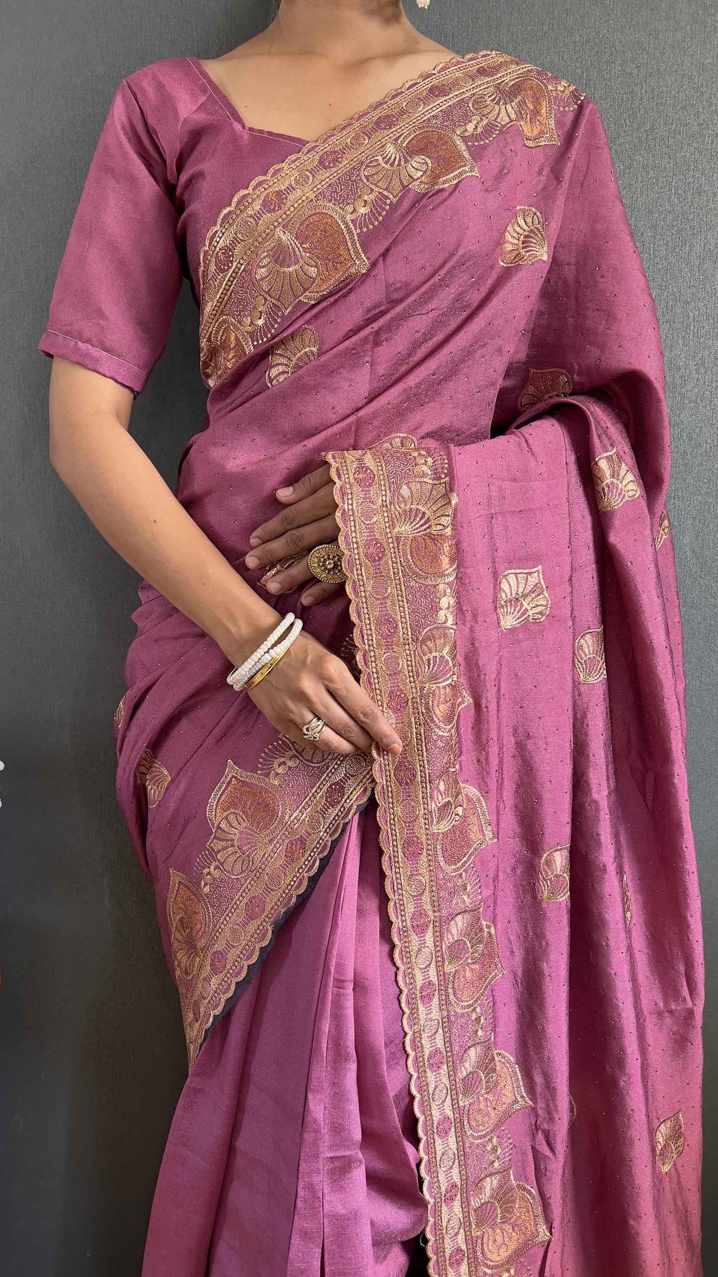 St-122 Stshr Vichitra Silk Sarees
