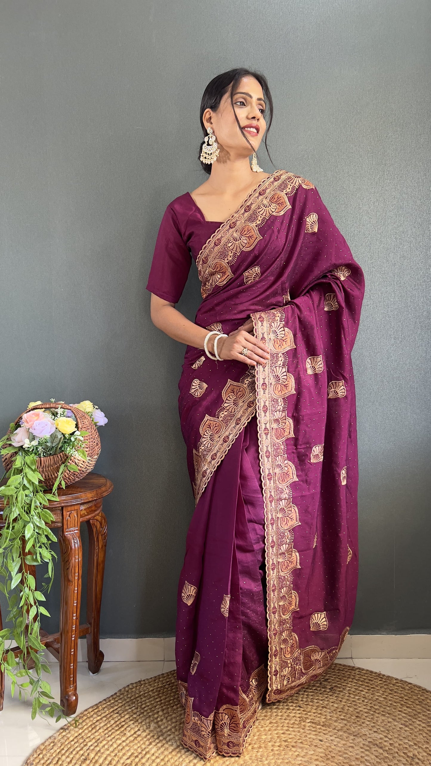St-122 Stshr Vichitra Silk Sarees